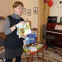 foto (2) znakomstvo s novynkamy detskoj lyteratury