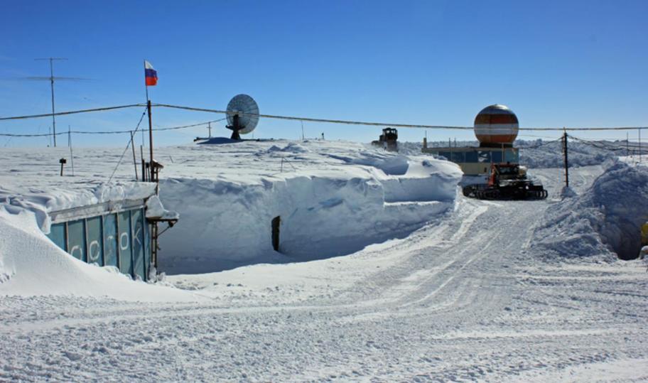 восток
