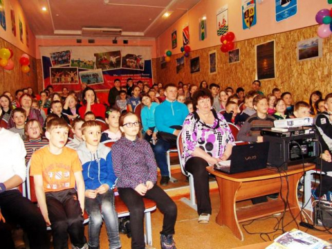 Н.Капустюк,Е.Долгих, М.Тараненко,Л.Шубная, Л.Сорока,Л.Прибрежная, И.Счастнева. Книжкина неделя с нами.